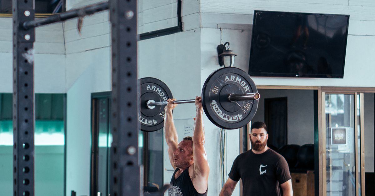 Group Dynamics in Circuit Training: Enhancing Teamwork